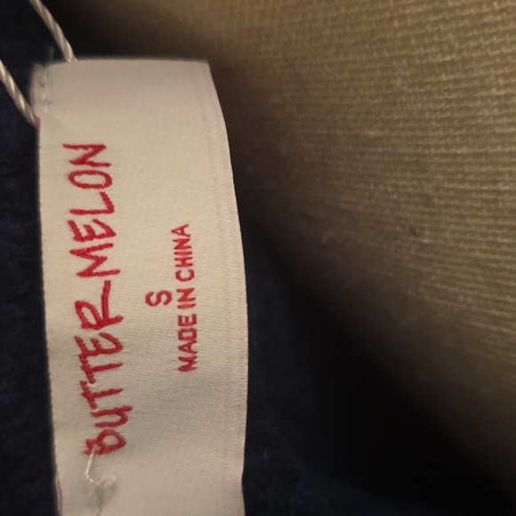 NWT Cropped Navy Blue Sweater Boxy With Wide Collar Sz Small - Picture 4 of 4